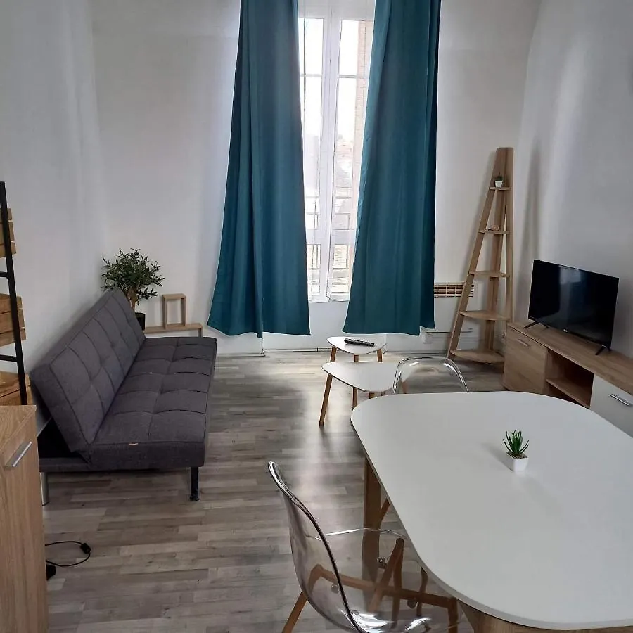 Appartement Meuble G&V Neris-les-Bains 0*,  France